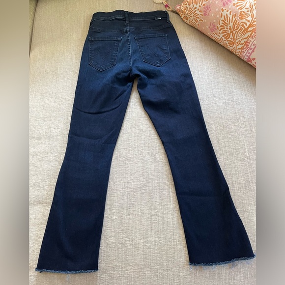 MOTHER Insider Crop Step Fray Jeans. Women’s Size 24. - Picture 2 of 11